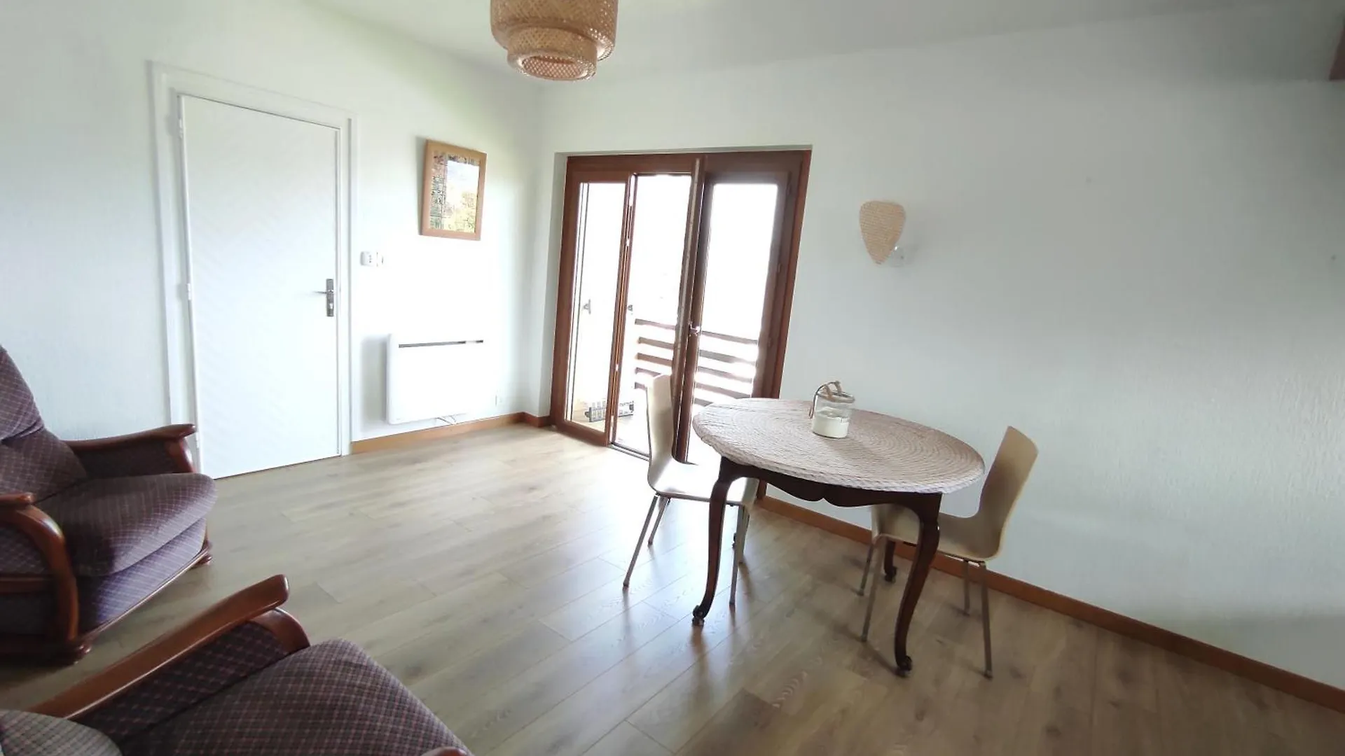 Apartment Appartement F1 En Maison Calme Amancy